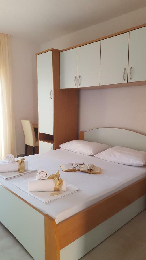 Rooms Florida Tribanj-Kruscica Rom bilde